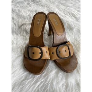 Y2K Vintage Wooden Buckle Heels size 9